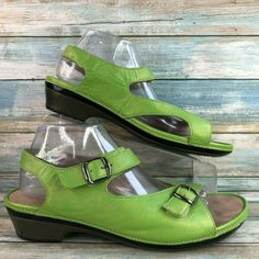 Never Worn! Super Cute Green Sandals That Will Give Your Outfit A Pop! See Pics For Details Questions? Leave A Comment Below! Wide Sandals, Supportive Sandals, Flat Gladiator Sandals, Green Sandals, Black Strappy Sandals, Red Sandals, Pink Heels, Brown Sandals, Comfortable Sandals