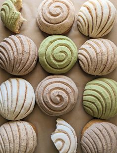 Conchas Bread, Concha Designs, Conchas Pan, Fiesta Night, Tumblr Food, Baking Business, Sugar Cookie Dough