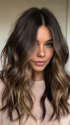 Brunette Partial Balayage, Wispy Lob, Grown Out Balayage, Lob Balayage, Haircuts With Balayage, Quick Morning Routine, Balayage Lob, Lob Haircuts, Chic Hairstyle