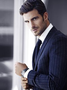 Next / London / Aitor Ocio A Man In A Suit, Gentlemen Wear, Handsome Style, 인물 사진, Good Looking Men