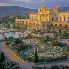 The Palace Of Versailles - France Diamonded Painting Kits Absolute Monarchy, The Palace Of Versailles, Stunning Architecture, Hall Of Mirrors, Exquisite Decor, Palace Of Versailles, Forest Theme, Diamond Paintings, Ocean Themes