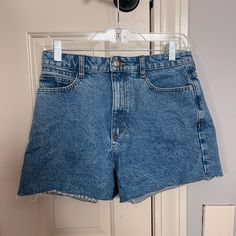 Zara Denim Dad Shorts- Size 6 Never Worn, In Perfect Condition Open To Offers! Zara Straight Leg Jean Shorts, Zara Casual Straight Leg Jean Shorts, Zara High Rise Jean Shorts With Pockets, Zara Medium Wash Shorts With Pockets, Trendy Straight Leg Zara Shorts, Trendy Zara Straight Leg Shorts, Zara Straight Leg Medium Wash Shorts, Zara Trendy Straight Leg Shorts, Zara Cutoff Jean Shorts In Medium Wash