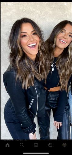 Spring Brunette Balayage, Spring Hair For Brunettes Dark Brown, Brunette Trends 2024, Fall Hair Colors For Green Eyes, Dark Hair With Partial Highlights, Burnett Hair Color Ideas For Fall 2023, Brunette Half Head Highlights, Brow Hair Colour, Fall Dimensional Brunette