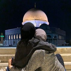 Hijabi Mode, Sisters Goals, Friends Hugging, Best Friends Aesthetic, Islamic Girl