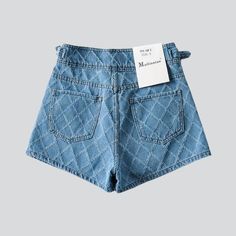 Add a chic. stylish edge to your wardrobe this summer with our Women's Denim Shorts from the 2023 Summer Collection! With a modern street style and a luxurious. stitched design. these shorts are the perfect blend of classic sophistication and contemporary vibe.Why You Can't Miss Out On These ShortsForm to perfection. these shorts feature a wide-leg fit. high-waist silhouette. and a zipper & button closure. The ornamented detailing and bold pattern add a unique touch of elegance. making them the Chic Short Jeans With Belt Loops, Chic Denim Blue Cotton Jean Shorts, Chic High-waisted Jean Shorts With Pockets, Chic Cotton Jean Shorts With Belt Loops, Chic Denim Blue Jean Shorts, Chic Jean Shorts With Pockets, Chic High-waisted Denim Jean Shorts, Chic Short Jean Shorts With Pockets, Trendy Denim Blue Shorts With Belt Loops