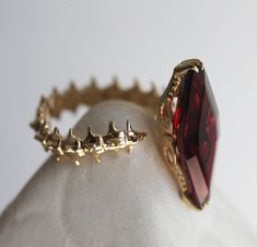 SNAKE SKELETON STATEMENT RING Goth Wedding Ring, Unique Garnet Ring, Rose Gold Pictures, Snake Skeleton, Skeleton Ring, Poison Ring, Snake Ring, Garnet Ring, Ring Unique