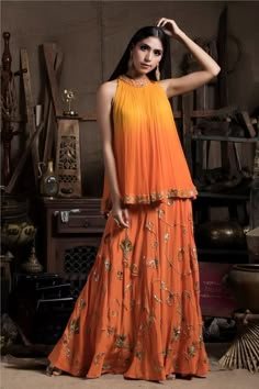 Kurta Skirt Indian Fashion, Jaipur City, Outfit Indian, Chiffon Tunic, Gaun Fashion, Indian Gowns, Designer Party Wear Dresses, Designer Label