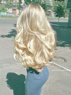 Blonde Hair Inspiration, Hair Stylies, Long Blonde, Long Blonde Hair, Beautiful Long Hair, Hair Inspo Color, American Beauty, Aesthetic Hair, Gorgeous Hair