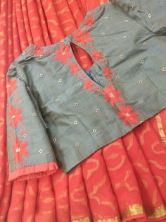 Cotton Blouse Designs Latest Simple, Blouse Designs Latest Simple, Cotton Blouse Designs Latest, Saree With Designer Blouse, Cotton Saree Blouse Designs, New Blouse Designs, Design Blouse