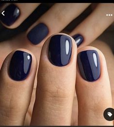 Minimalist Nail, Nagellack Trends, Short Gel Nails, Nail Colors Winter, Blue Nail, Pedicures