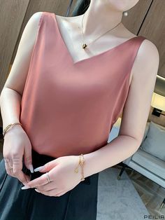 Peilia - Womens V-Neck Spaghetti Strap Summer Top with alluring Backless Features - Fashionable Camisole for Stylish Attire V Neck Blouse, Summer Top, Summer Wardrobe, Dusty Pink, Casual Tops, Neck T Shirt, Spaghetti Strap, Collar Styles, Spaghetti