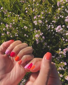 Ombre Nail Design, Nail Design Glitter, Nails 2020, Orange Nails, Minimalist Nails, Funky Nails, Nail Arts, Chrome Nails, Gel Manicure