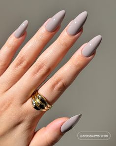 A light lavender grey polish with a creme finish. Lavender Grey Nails, Light Grey Nails, Creme Nails, Light Gray Nails, Nail Magic, Grey Nails, Gray Polish, Lavender Grey