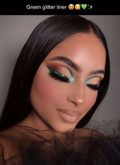 Carnaval Make-up, Fire Makeup, Maquillage Yeux Cut Crease, Carnival Makeup, Cute Eye Makeup, Makeup For Black Skin, Eye Makeup Pictures, Eye Makeup Designs, Dope Makeup