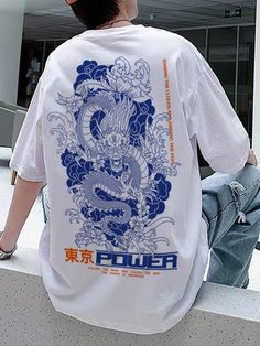 ホワイト ストリート Collar 半袖 ファブリック 動物,レター  Embellished ローストレッチ 夏 Looks Hip Hop, Graphic Shirt Design, Design Moda, Shirt Design Inspiration, Photo Model, Chinese Dragon, Shirt Store, Cat Cat, Apparel Design