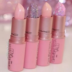 Спонж Beauty Blender, Koleksi Makeup, Penyimpanan Makeup, Mascara Hacks, Alat Makeup, Glitter Lipstick, Mac Makeup, Lip Art, Makeup Goals