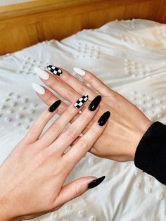 black and white almond nails, almond nail inspo, almond nail art, black and white nail art, black and white nails, white nail art, almond nail patterns, fun nail art, simple nail art, simple nail designs White Nail Art Designs, White Nail Inspo, White Almond Nails, Black And White Nail, Black And White Nail Designs, Black Almond Nails, Black And White Nail Art, Checkered Nails, Black White Nails