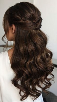 Bump Wedding Hairstyles, Bump Half Up Half Down Hair, Half Up Half Down Bump Hairstyles, Medium Length Curled Hairstyles Half Up, Half Up Bump Hair, Formal Hairstyles For Medium Hair Half Up, Romantic Half Up Half Down, Wedding Hair Romantic, Bridal Half Up Half Down