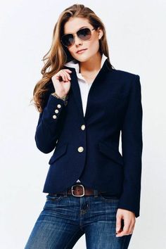 Woman In Jeans, Stile Casual Chic, Women Dresses Classy, A Jacket, Outfit Trends, Blazer With Jeans, 가을 패션, Fashion Mode, Mode Inspiration