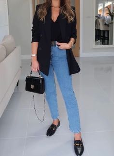 Stylish Office Outfits Women, Stylish Office Outfits, Smart Casual Women Outfits, Looks Jeans, Look Office, Stylish Office, Office Outfits Women, Business Casual Outfits For Work, Elegant Office