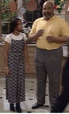 Fresh Prince Ashley Banks outfits s4ep25 Ashley Fresh Prince Outfits, Ashley Banks Fashion, Aunt Viv Fresh Prince Style, Ashley Fresh Prince Of Bel Air Outfits, Ashley Banks Style, 90s Tv Shows Outfits, Hilary Banks Outfits 90s, Moesha Outfits, Moesha Outfits 90s Fashion