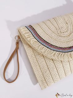 BirdinBag - Compact Flap Straw Bag with Raw Hem Paper Design White Woven Clutch Bag, White Envelope Bag For Everyday Use, Beige Pattern, Envelope Bag, Word Wrap, Diy Supplies, Bag Bag, Paper Design, Straw Bag