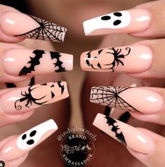 halloween october nail art. spiderweb pumpkin bat nail art for halloween nails. Holloween Nails, Cute Halloween Nails, Fall Nail Trends, October Nails, Nail Shimmer, Fall Nail Art