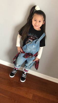 Toddler, kids grunge, 90s, overalls, vans 90s Fashion Overalls Outfits, Kids 90s Outfit Ideas Girls Diy, Decades Day Spirit Week Kids, 80s Toddler Outfit Ideas, 90s Toddler Outfit, Kids Decade Day Outfits, Overalls 90s Outfit, 90s Girl Outfits, Kids 90s Outfit Ideas