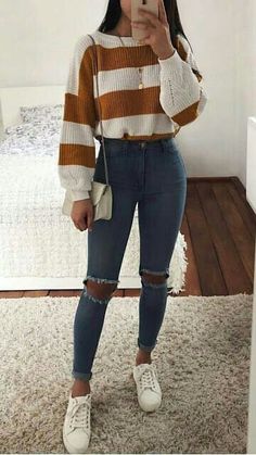 Então gente está é minha primeira fanfic espero que vcs gostem bjs😍?… #fanfic # Fanfic # amreading # books # wattpad Boho Lookbook, Clothing Blogs, Trending Fashion Outfits, Winter Trends, Mode Inspo, Casual Winter Outfits, Edgy Outfits