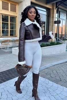 Paris Attire Winter, Brown Birthday Outfits For Black Women, Winter Clubbing Outfit Black Woman, Texas Outfits Winter, Cabin Trip Outfit Black Women, Spain Winter Outfits, Winter Baddie Outfits Going Out, Winter Bday Outfit Women, Black Women Winter Fashion