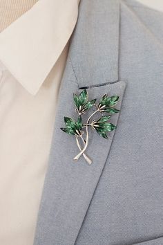 Boho Groomsmen, Boutonniere Boho, Rose Gold Prom, Wedding Lapel, Lapel Pins Suit, Nouveau Furniture, Pin Corsage, Boutonniere Pins, Bow Tie For Men