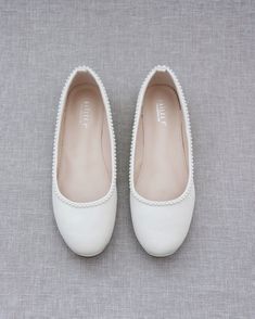 ivory shoes with pearls Comfortable Wedding Flats, Shoes For Brides, Bridal Shoe, Perfect Wedding Shoes, Wedding Shoes Comfortable, Flower Girl Shoes, Bridal Flats, Something Blue Wedding, Wedding Shoes Flats