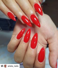 Short Nail Designs in 2020 Pointy acrylic nails, Red acrylic nails Pointy Acrylic Nails, Pointy Nail Designs, Silhouette Nails, Red Stiletto Nails, Unghie Sfumate, Pointy Nails, Red Acrylic Nails, Vintage Nails, Stiletto Nails Designs