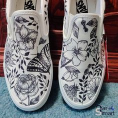 Custom Floral Vans Slip-ons | Etsy White Canvas Shoes Painting Ideas, Sharpie Art On Shoes, Vans Costumized Ideas, Hand Painted Vans Slip On, White Shoe Designs Diy, Painted Slip On Shoes, Painting Canvas Shoes Diy Ideas, Painting White Vans, Diy Vans Shoes