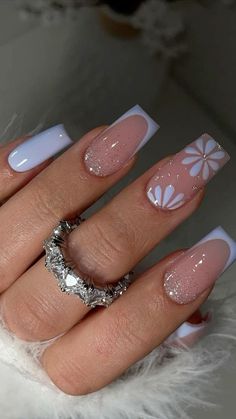 Baby Shower Nails Ideas, Nail Designs For Graduation, Cute Medium Length Nails, Simple Wedding Nails For Bride, Brown Nails For Fall, Short Fall Nail Designs, Short Fall Nail, Autumn Manicure, Nails For Fall