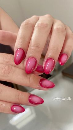 Red Almond Acrylic Nails, Red And Pink Nails, Rose Gold Nails Design, Multicolored Nails, Aura Nails, Hard Gel Nails, Plain Nails, Nude Nail Designs, Grunge Nails