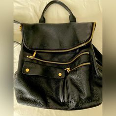 Beautiful Premium Leather Backpack In Excellent Condition. Both Practical And Stylish In Equal Measure It Features A Main Compartment With Zip Fastening, Plus External Pockets To Keep All Your Essentials Safe And Organised. Pocket Detail, Leather Backpack, Bag Lady, Backpacks, Leather, Women Shopping, Black