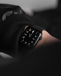 Mens Luxury Lifestyle, Tech Aesthetic, Fitness Tracking, Bike Photography, Apple Technology, Wristwatch Fashion, Iphone Watch, 400m