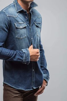 Roper Western Snap Shirt in Dark Blue - AXEL'S Western Inspiration, Athletic Build, Cashmere Jacket, Mock Turtleneck, Sweater Pants, Shearling Jacket, Western Shirts, Premium Denim, Denim Pant