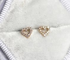 Diamond Heart Earrings, Gold Body Chain, Flawless Diamond, Buy Earrings, Earrings Diamond, Heart Shaped Diamond, Custom Earrings, Diamond Stud Earrings, Diamond Stud