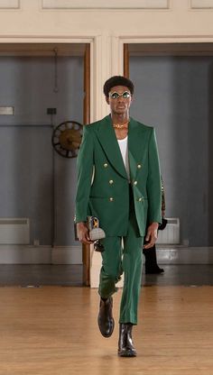 Winter Green Suit Men, Luxury Menswear-inspired Suits For Fall, Green Monochromatic Outfit Men, Mens Green Outfit, Men’s Haute Couture, Green Monochromatic Outfit, Monochromatic Outfit Men, Balmain Menswear 2023, Balmain Pre Fall 2023 Menswear