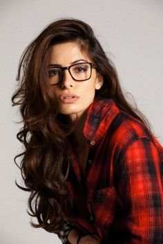 i just thought i needed to pin something my girlfriend would actually WANT to look at. :) Woman With Glasses, Glasses Trends, Wearing Glasses, Girls With Glasses, Geek Chic, Womens Glasses, Glasses Fashion, Bobbi Brown