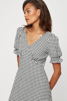 Mono Gingham Textured Empire Midi Dress Style: A-Line Dress Midi Dres, Midi Dress Style, Cuffed Shorts, Gingham Check, Midi Length Dress, Petite Dresses, Dorothy Perkins, Dress Collection, Midi Length