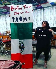 Will You Go To The Dance With Me Ideas, Prom Proposal Funny, Will You Go To Prom With Me Ideas, Morp Proposal, Tolo Proposal Ideas, Ask Out Ideas, Funny Promposals, Prom Memes, Hoco Sign Ideas