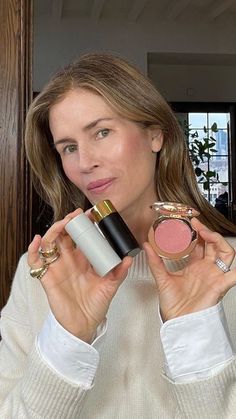 Westman Atelier on Instagram: "“How do I layer Baby Cheeks, Lit Up Highlight, and Super Loaded?” Today’s Ask Gucci gives an easy 3-step answer to our most-asked question. 🌟💕 Visit Gucci’s Guide linked in bio. Gucci uses: ✨ Super Loaded in Peau de Santé ✨ Blender Brush ✨ Baby Cheeks Blush in Dou Dou ✨ Baby Blender Brush ✨ Lit Up Highlight in Nectar" Gucci Westman Makeup, Westman Atelier Aesthetic, Westman Atelier Highlighter, Gucci Westman Style, Westman Atelier Blush, Atelier Aesthetic, Baby Blender, Best Blush