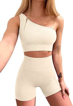 Workout Outfits For Women, Girls Lifting, Workout Outfits, High Waist Shorts, Workout Sets, Outfits For Women, Workout Outfit, Shoulder Workout, Tracksuit Women