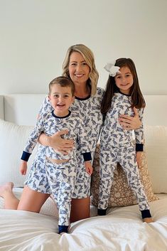 It's back to basics with the harbor set! Your mini-me will want to lounge around in these comfy pajamas all day long! Perfect for a matching moment with mom! FAVORITE FEATURES: Mommy + Me Style Contrast cuff and collar Comfy Pajamas, Pajamas All Day, Pajamas Comfy, Bunny Print, With Mom, Back To Basics, Girls Pajamas, Mini Me, Mommy And Me