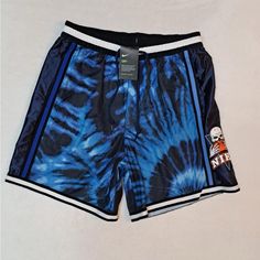 Brand New With Tags Attached Size : Men's Size Xl * Measurements Are Attached Color : Blue & Blue Tie Dye Effect Msrp : $70.00 Nike Mens Shorts Dna Frenzy Basketball Skull Please See All Attached Pictures For Any Additional Details Summer Skull Print Streetwear Bottoms, Nike Blue Shorts For Streetwear, Shorts Nike, Nike Mens, Blue Tie, Blue Tie Dye, Shorts Athletic, Nike Shorts, Mens Shorts