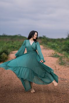 Green Long Dress, Dress Pose, Long Green Dress, Shein Dress, Long Sleeve Short Dress, Fashion Colours, Muslim Fashion, Perfect Dress