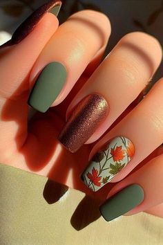 Short Acrylic Nails November, Short And Simple Nails, Fall Acrylic Nail Designs, Fall Acrylic Nail, Thanksgiving Nails Design Fall, November Nail